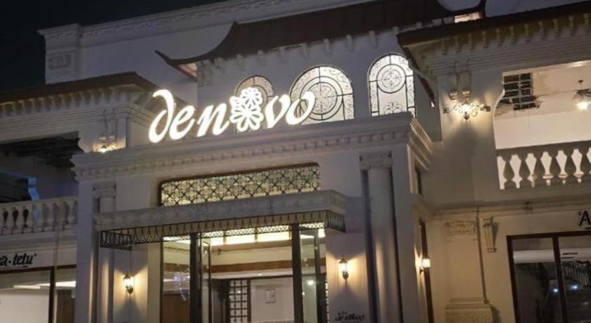 Hotel Club Denovo Butwāl Zewnętrze zdjęcie